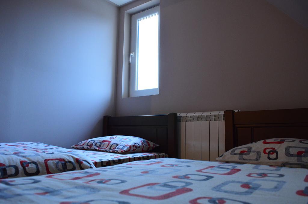 Apartmani Vila Zabljak Bagian luar foto